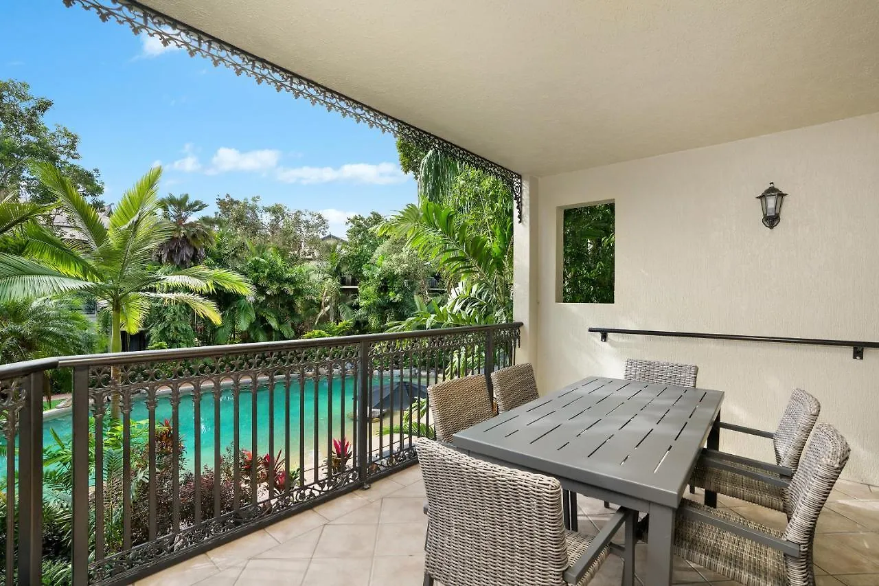 Club Wyndham Cairns Hotel