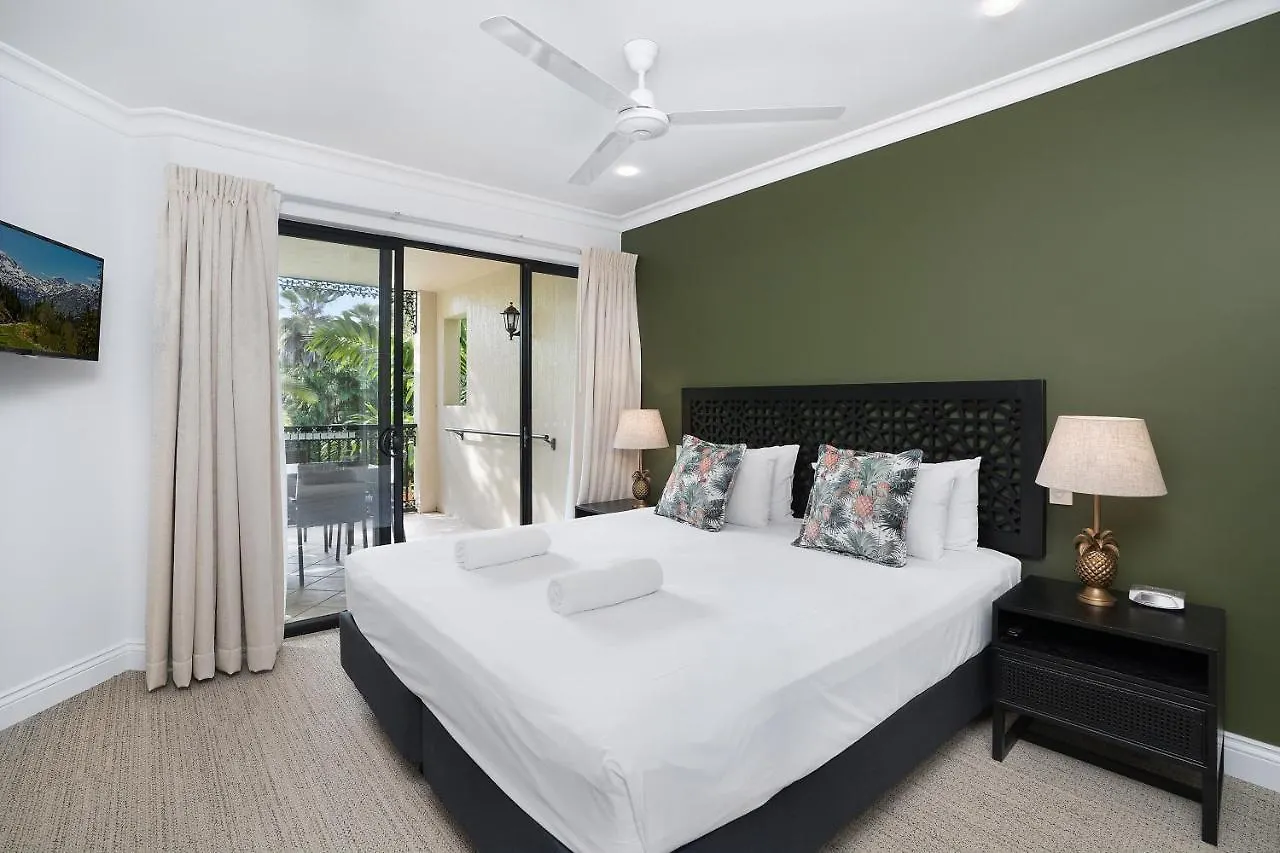 Club Wyndham Cairns Hotel