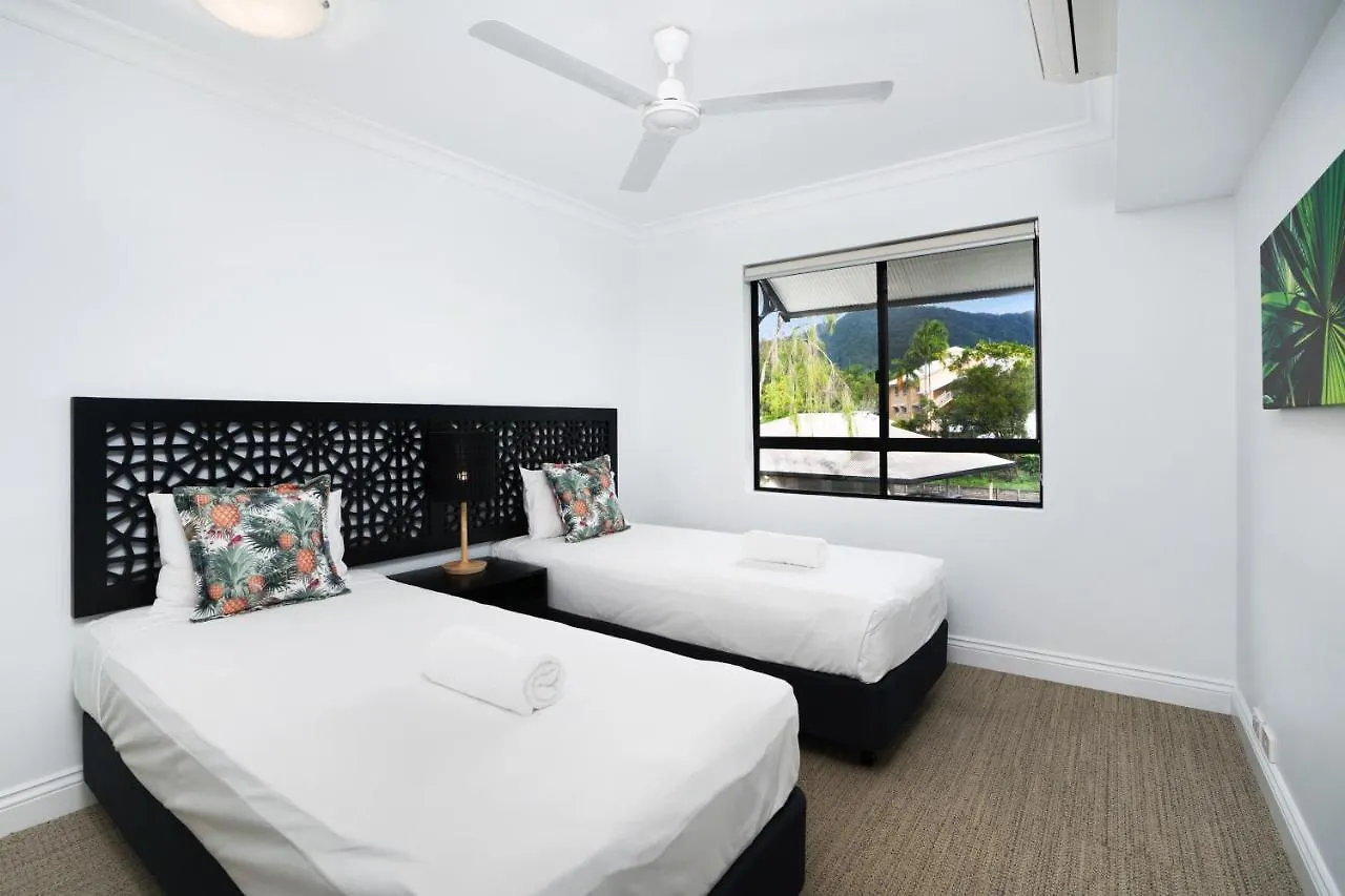 ****  Club Wyndham Cairns Hotel Australia