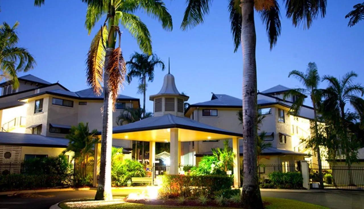 Club Wyndham Cairns Hotel